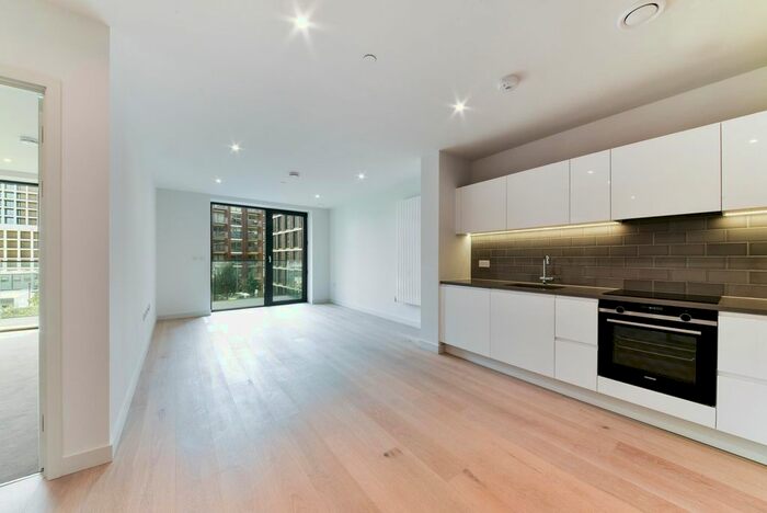 1 Bedroom Flat To Rent In John Cabot House, Royal Wharf, London, E16
