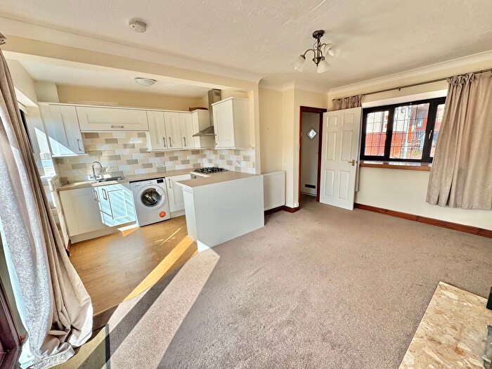 2 Bedroom Semi-Detached Bungalow For Sale In Moorbrooke, Hartshill, CV10
