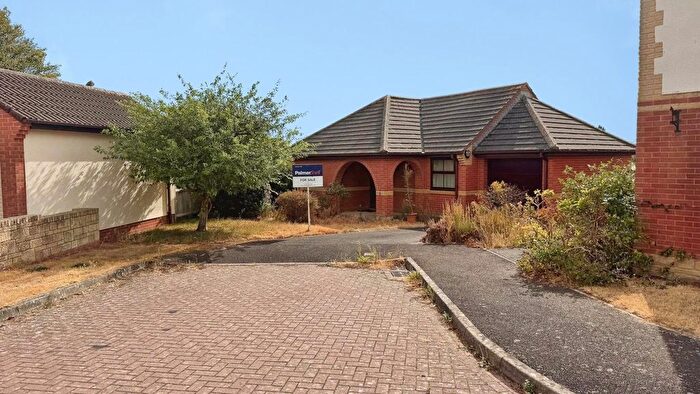 3 Bedroom Bungalow For Sale In Bridge Rise, Martock, Somerset, TA12