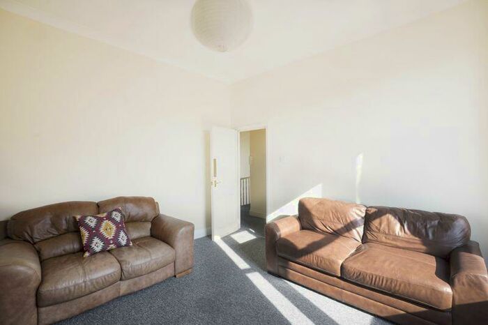 2 Bedroom Flat To Rent In Preston Road, Brighton, BN1