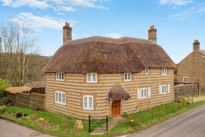 3 Bedroom Detached House For Sale In Higher Bockhampton, Dorchester, DT2