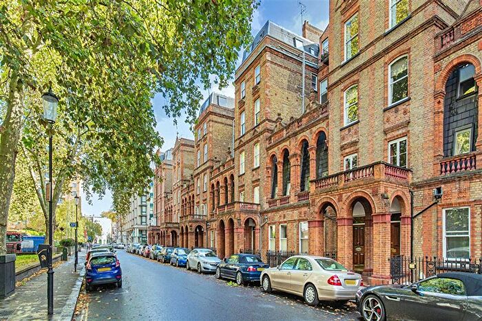 1 Bedroom Flat For Sale In Courtfield Road, South Kensington, SW7