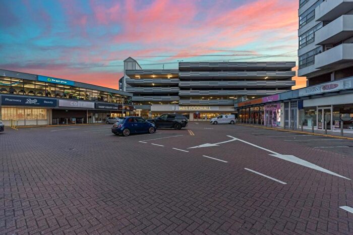 1 Bedroom Flat To Rent In Staines Road West, Sunbury-On-Thames, TW16