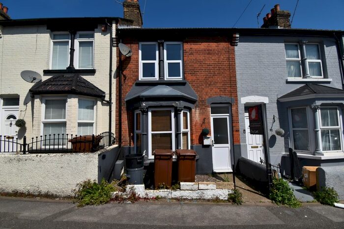 3 Bedroom Terraced House To Rent In Portland Road, Gillingham, ME7
