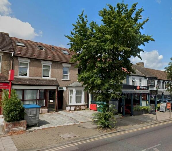 2 Bedroom Flat To Rent In Station Lane, Hornchurch, RM12