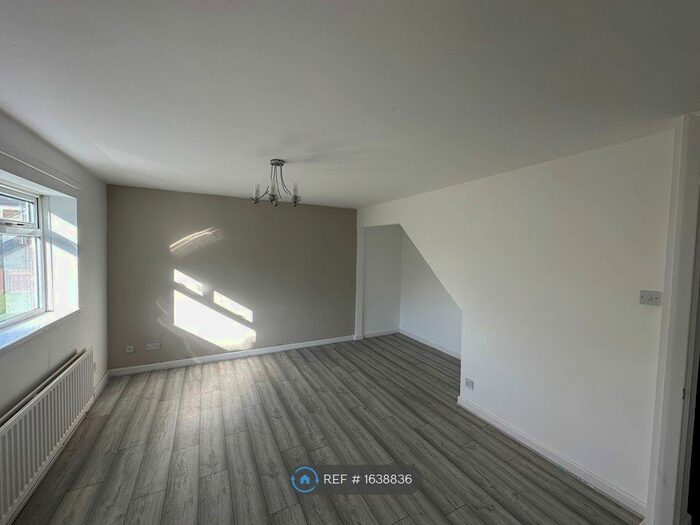 3 Bedroom Terraced House To Rent In Eddison Way, Hemlington, Middlesbrough, TS8