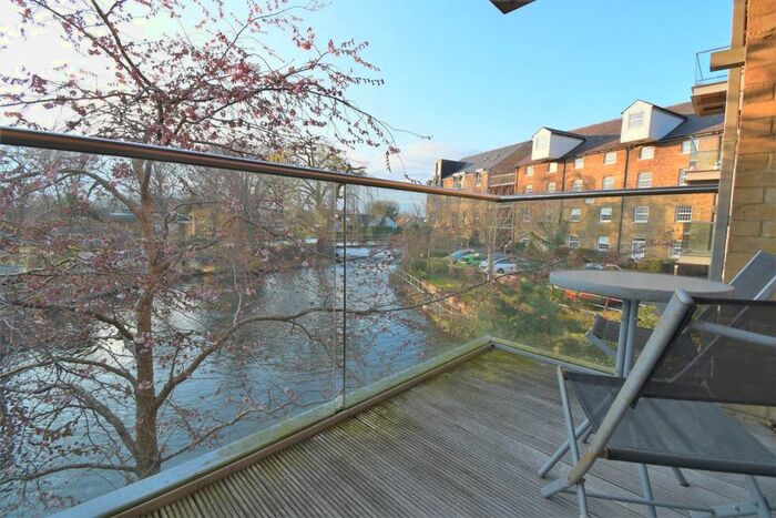 1 Bedroom Flat To Rent In Kings Mill Way, Denham, Uxbridge, UB9