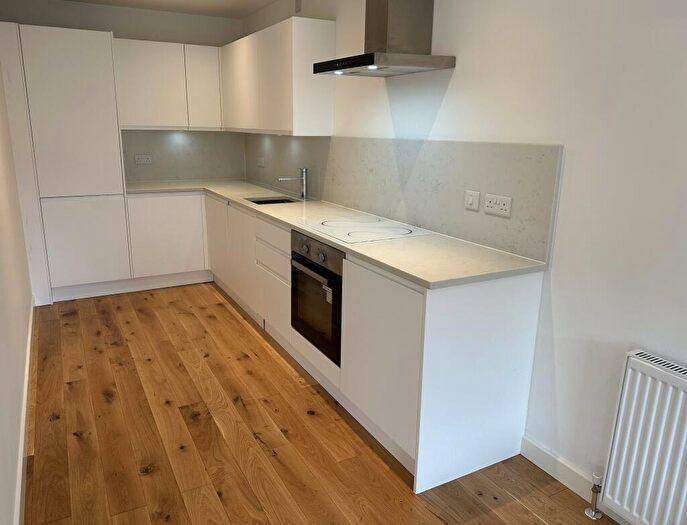 2 Bedroom Flat To Rent In Barnfield, Wood Road, Manchester, M16