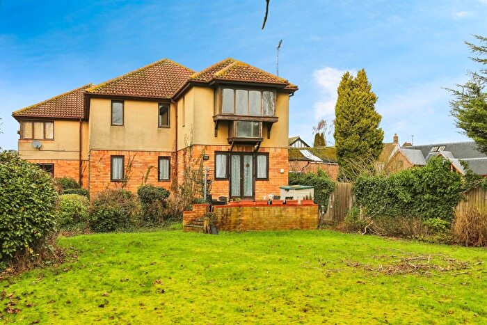 3 Bedroom Flat For Sale In Crown Mews, Ramsey, Huntingdon, PE26