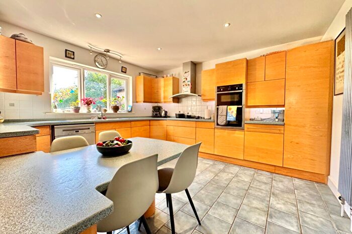 7 Bedroom Detached House For Sale In East Street, Corfe Castle, BH20 - Photo 10