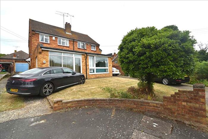 3 Bedroom Property To Rent In Fens Way, Hextable, Swanley, BR8