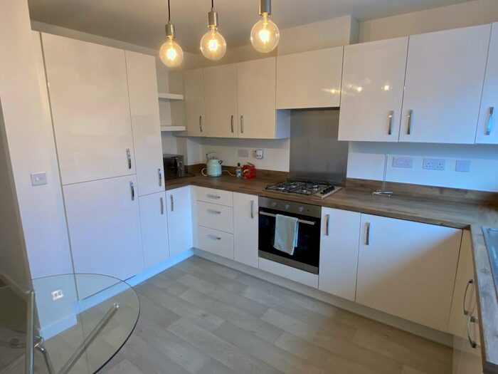 2 Bedroom House To Rent In Creek Drive, Skylarkes Grange, DN6