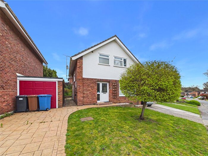 3 Bedroom Detached House For Sale In Sycamore Way, Brantham, Manningtree, Suffolk, CO11