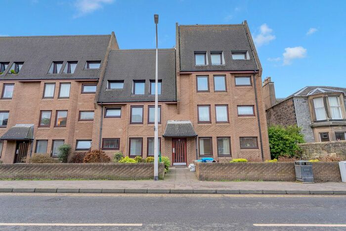 2 Bedroom Flat To Rent In Dalrymple Loan, Musselburgh, East Lothian, EH21
