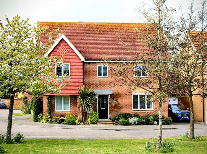 5 Bedroom Detached House For Sale In Collar Makers Green, Ash, Canterbury, CT3
