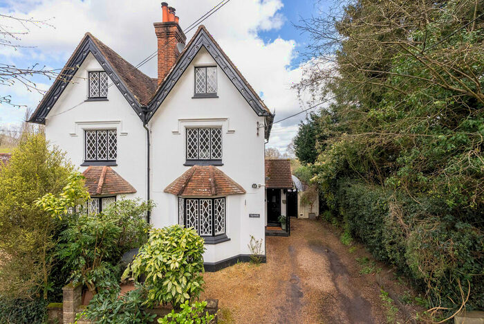 3 Bedroom Semi-Detached House For Sale In Blackbrook Road, Dorking, RH5