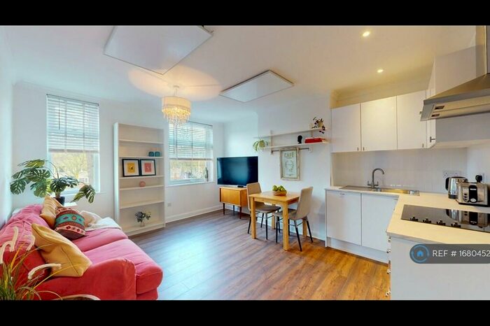 1 Bedroom Flat To Rent In Wickham Road, Croydon, CR0