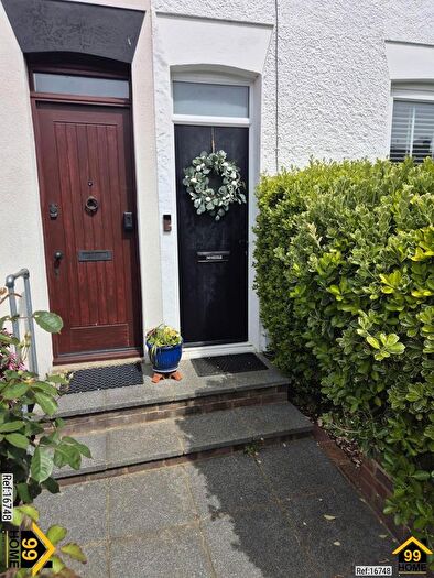 3 Bedroom Terraced House For Sale In West Street, Havant, United Kingdom, PO9