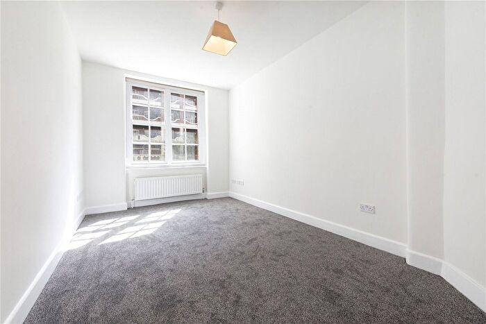 2 Bedroom Flat To Rent In Grove End House, Grove End Road, St John's Wood, London, NW8