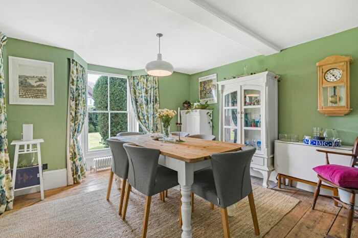 5 Bedroom Detached House For Sale In Upper High Street, Thame, Oxfordshire, OX9