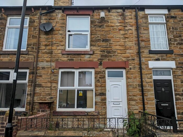 3 Bedroom Terraced House To Rent In Fitzalan Road, Sheffield, S13