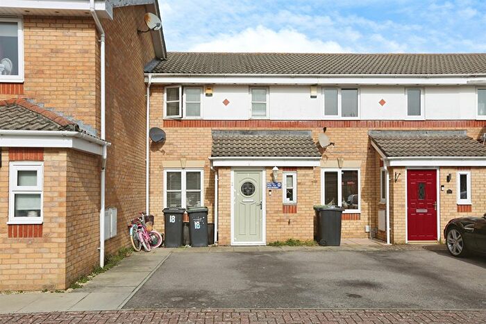 2 Bedroom Terraced House For Sale In Bolton Drive, Gosport, PO12
