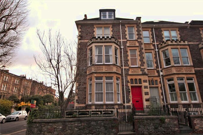 1 Bedroom Flat To Rent In College Road, Clifton, Bristol, Somerset, BS8