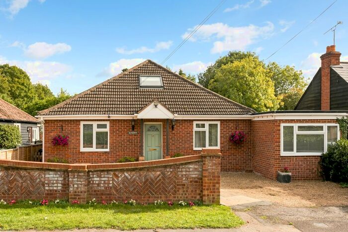 3 Bedroom Bungalow To Rent In Money Row Green, Holyport, Maidenhead, SL6