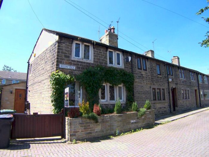 3 Bedroom End Of Terrace House To Rent In Brooke Fold, Honley, Holmfirth, HD9