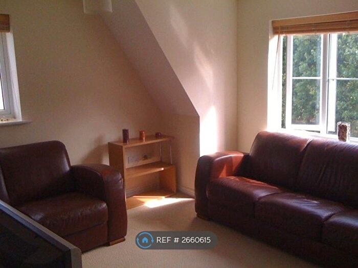 2 Bedroom Flat To Rent In Sullivan Close, Canterbury, CT1