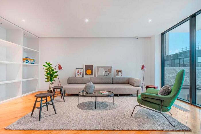 1 Bedroom Flat To Rent In Highgate Hill, London, N19