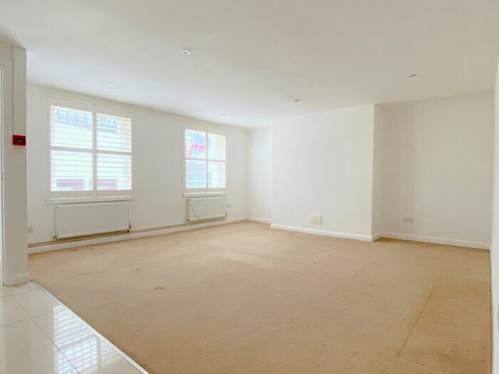 2 Bedroom Flat To Rent In Devonshire Place, Brighton, BN2