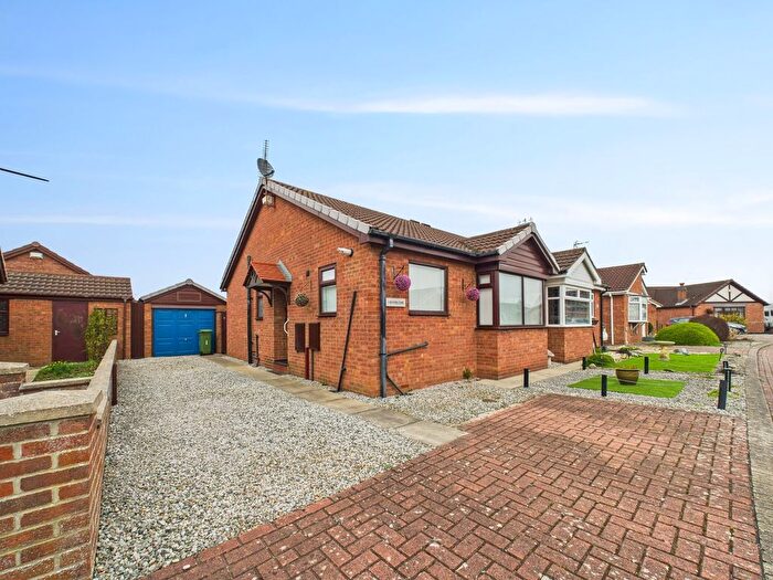 2 Bedroom Bungalow For Sale In Hunter Close, Preston, Hull, HU12