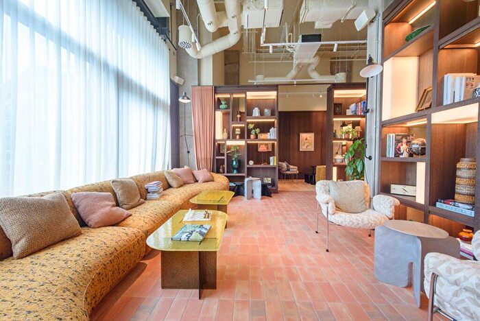 1 Bedroom Flat To Rent In The Draper, Colindale, London, NW9