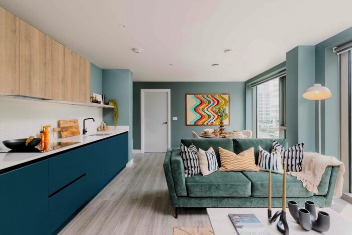 2 Bedroom Apartment To Rent In Inkwell Place, Birmingham, B16