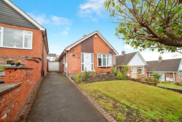 2 Bedroom Detached Bungalow For Sale In Hunt Avenue, Heanor, DE75