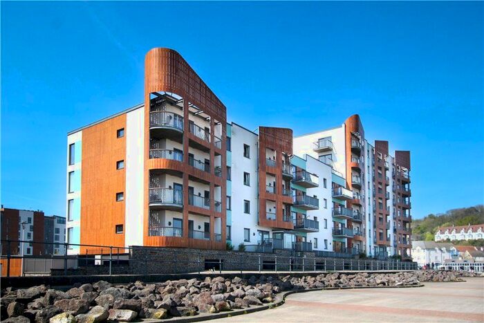 2 Bedroom Flat To Rent In Newfoundland Way, Portishead, Bristol, BS20