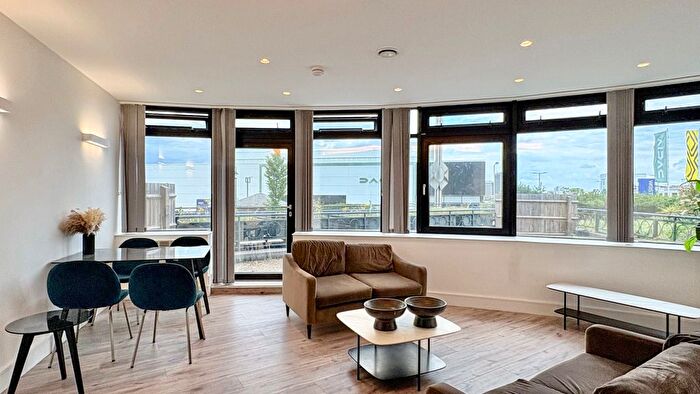 2 Bedroom Flat To Rent In New Horizons Court, Brentford, TW8
