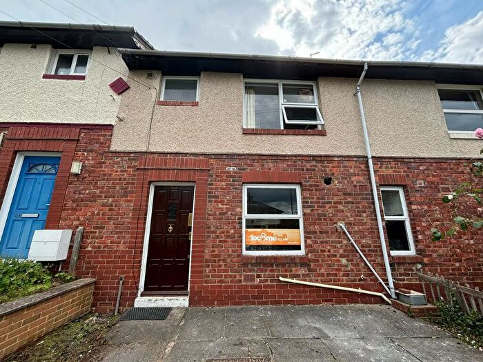 4 Bedroom House To Rent In Whinney Hill (L), DH1