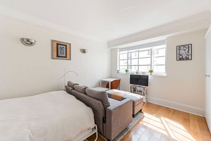 Studio To Rent In Sloane Avenue, Chelsea, London, SW3
