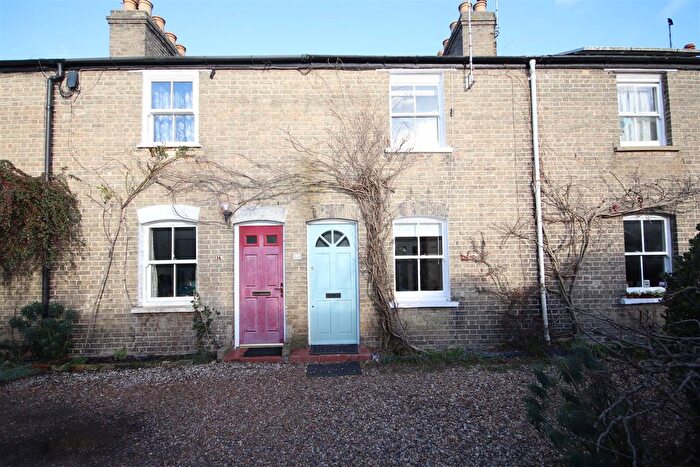2 Bedroom Property To Rent In North Cottages, Trumpington Road, Cambridge, CB2