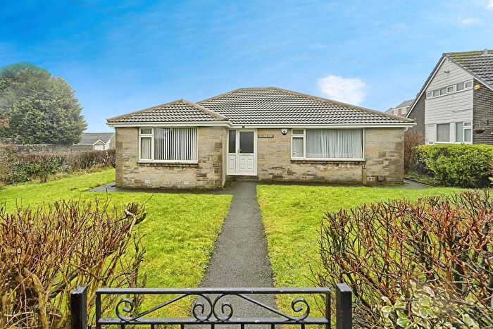 3 Bedroom Detached Bungalow For Sale In Roils Head Road, Halifax, HX2