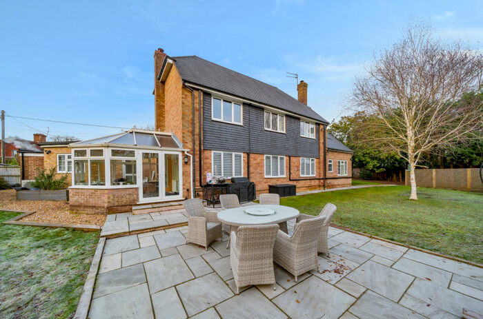 4 Bedroom Detached House For Sale In Mill Lane, Crondall, Farnham, Hampshire, GU10