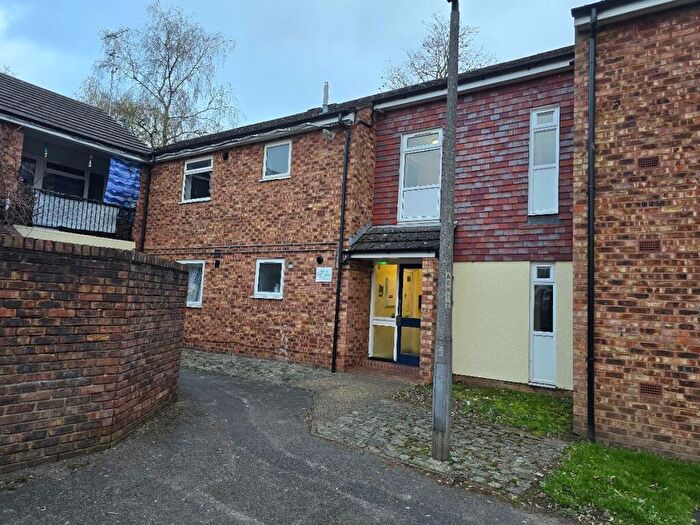 2 Bedroom Apartment To Rent In Luton Road, Chatham, ME4