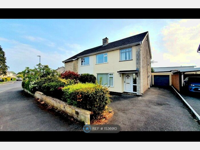 3 Bedroom Semi-Detached House To Rent In Critchill Road, Frome, BA11