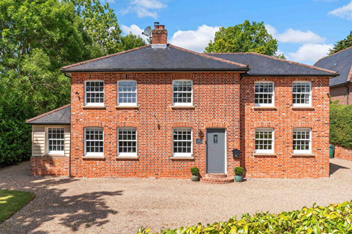 4 Bedroom Detached House For Sale In Elm Cottage, Anstey, Buntingford, SG9