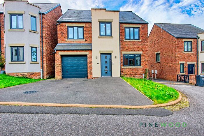 4 Bedroom Detached House To Rent In Elvin Way, New Tupton, Chesterfield, Derbyshire, S42