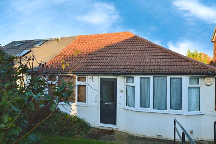 2 Bedroom Bungalow To Rent In Driftwood Avenue, St Albans, AL2