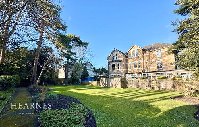 2 Bedroom Flat For Sale In Cedarwood, Christchurch Road, Bournemouth, BH1
