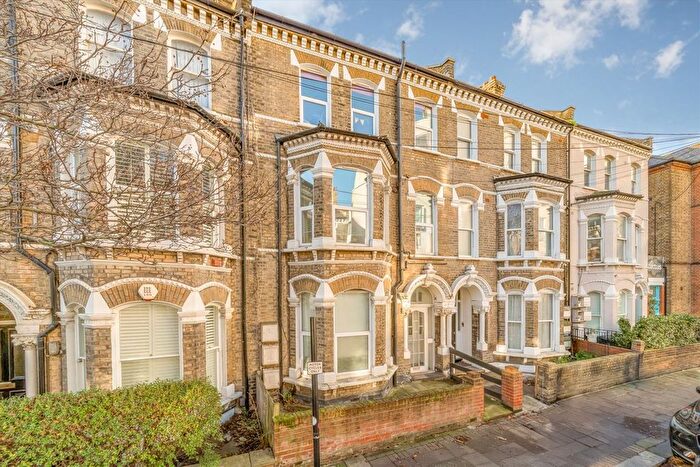 1 Bedroom Flat For Sale In St. Luke's Avenue, Clapham, SW4